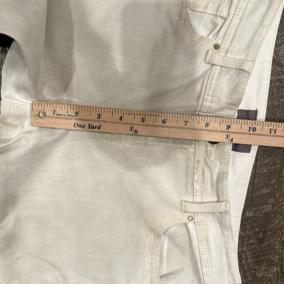 Chico's Women's So Slimming Girlfriend Jeans Cream Size 6 - Picture 7 of 12